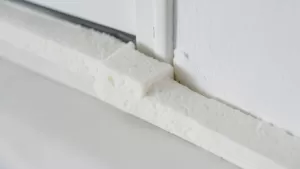 Maksymalna grubość pianki montażowej drzwi